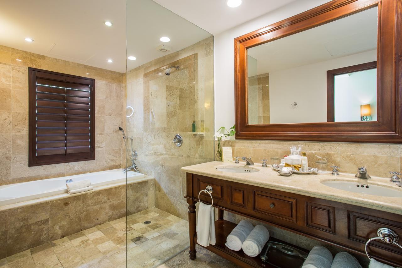 Suíte Júnior VIP Preferencial com Cama de Casal e Vista do Jardim